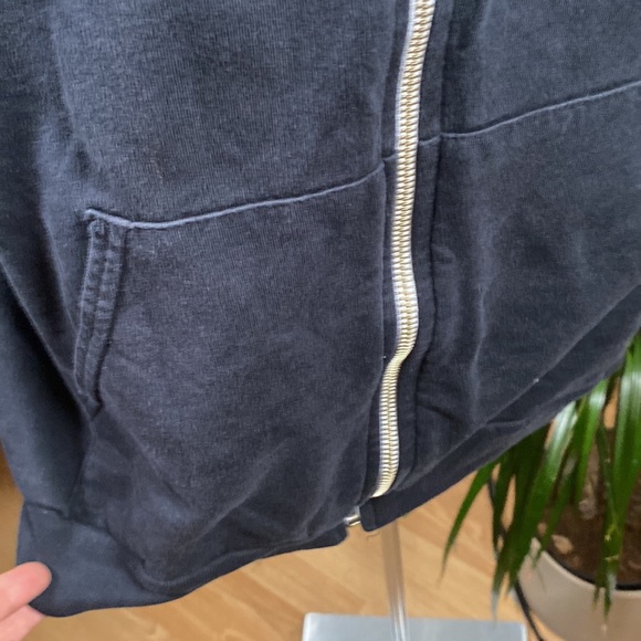 American Apparel Black with White Zipper Sleeveless Gilet Size Large - Picture 4 of 6